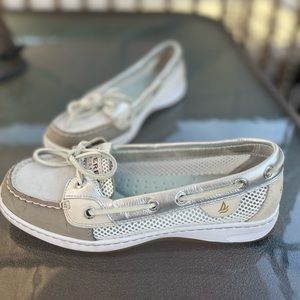 (SOLD) Sperry Women’s Shoe